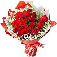 Bouquet of red roses